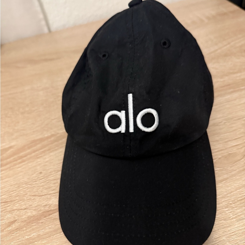 ALO Yoga Black Cap